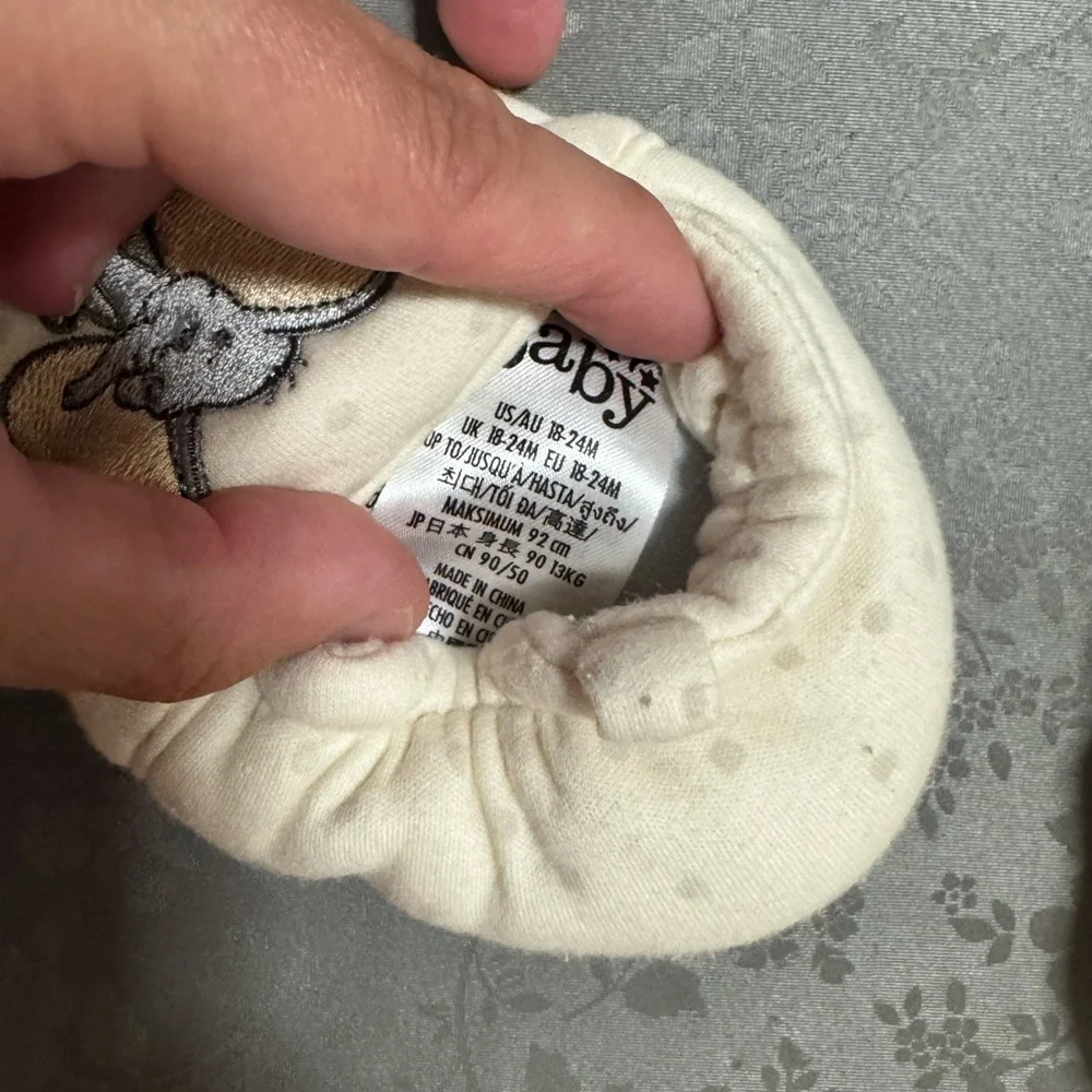 Disney Cream and Gray Dumbo Baby Booties